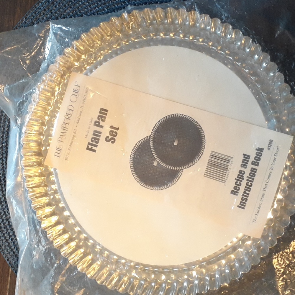 NEW The Pampered Chef Flan Pan Set